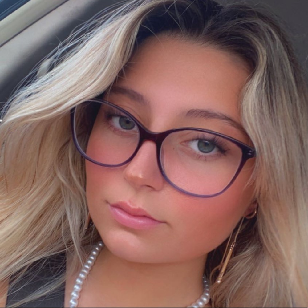 Meet your Posher, Jocelyn
